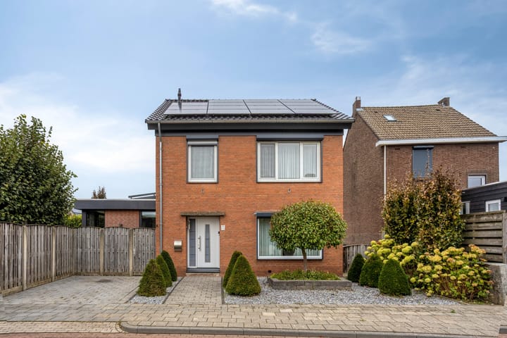 Foto van woning Burgemeester Geradtsstraat 8, Posterholt