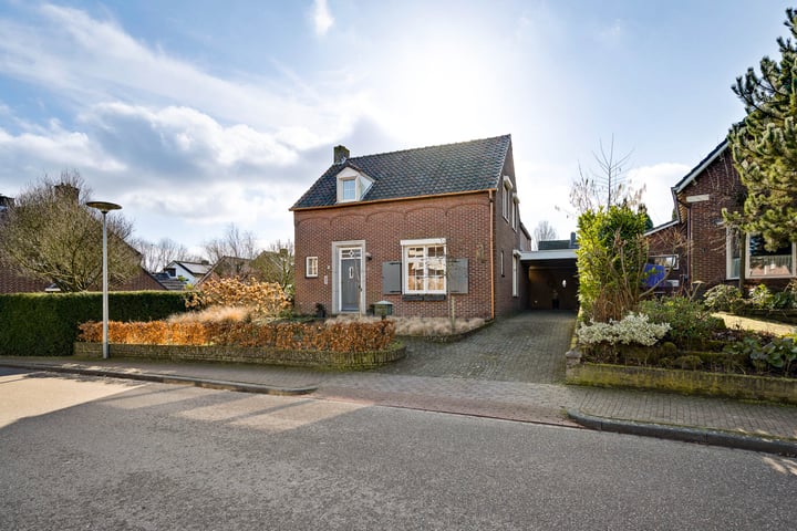 Burgemeester Hoebersstraat 17 in Haelen
