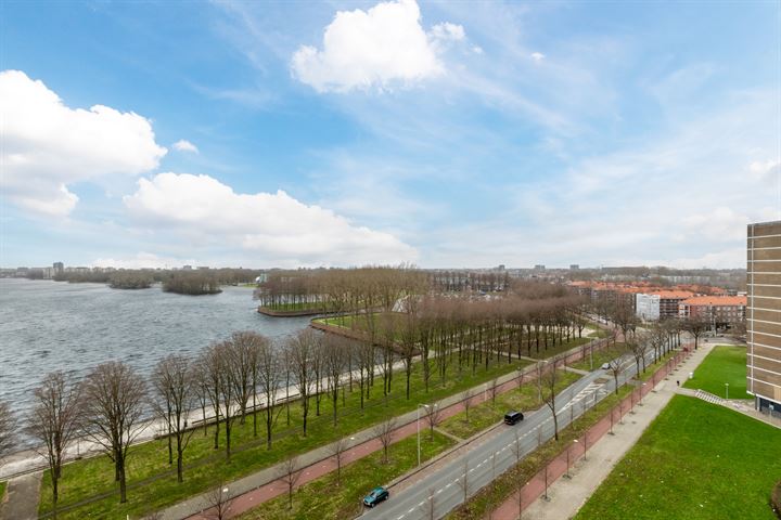 Burgemeester Hogguerstraat 705 in Amsterdam foto