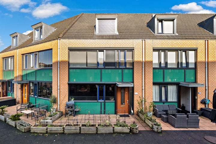 Burgemeester Honnerlage Gretepad 15 in Schiedam foto