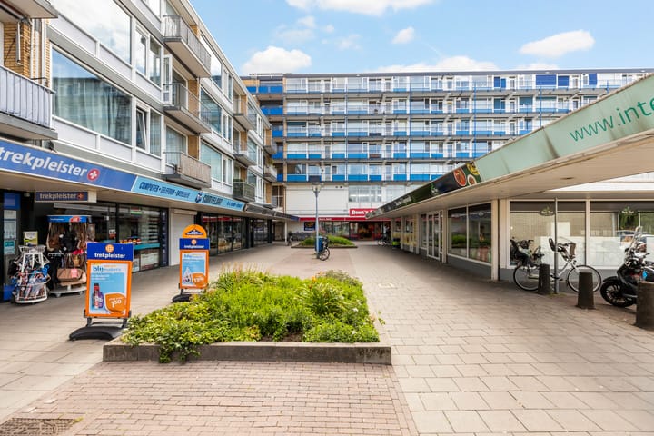 Burgemeester Jansenlaan 71 in Zwijndrecht foto
