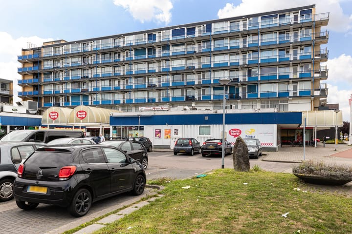 Burgemeester Jansenlaan 81 in Zwijndrecht foto