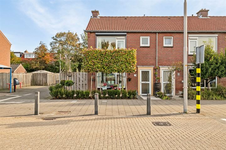 Burgemeester Klinkhamerweg 52 in Zevenhuizen foto