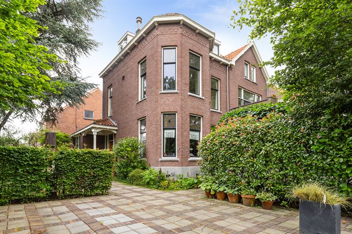 Burgemeester Knappertlaan 30 in Schiedam foto