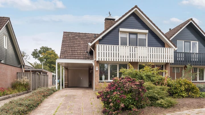 Burgemeester Korthals Alteslaan 19 in Markelo foto