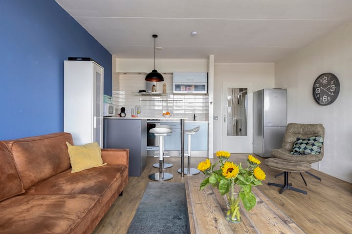 Burgemeester Kuperusplein 87 in Heerenveen foto