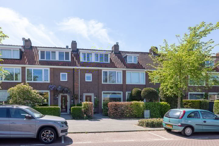 Burgemeester Le Fèvre de Montignylaan 128 in Rotterdam foto