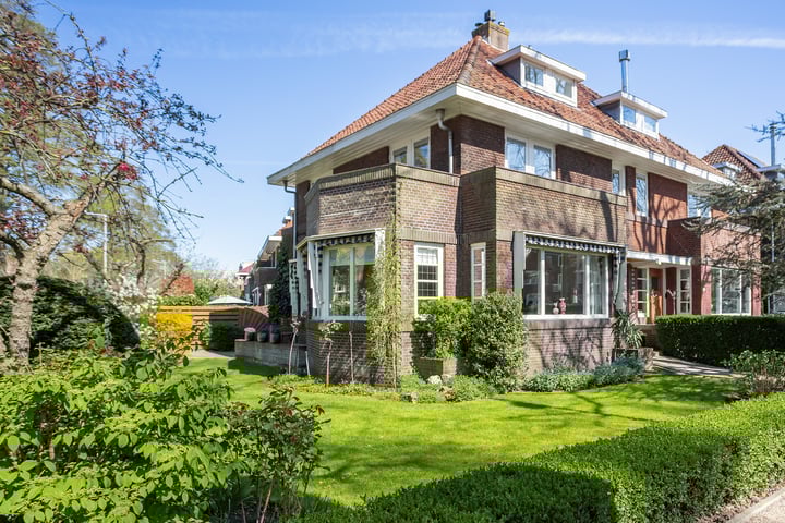 Burgemeester Le Fèvre de Montignylaan 21 in Rotterdam foto