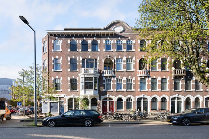 Burgemeester Meineszlaan 88A in Rotterdam