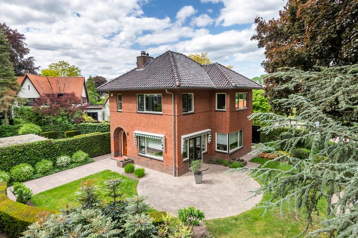 Foto van woning Burgemeester Meslaan 6, Tiel