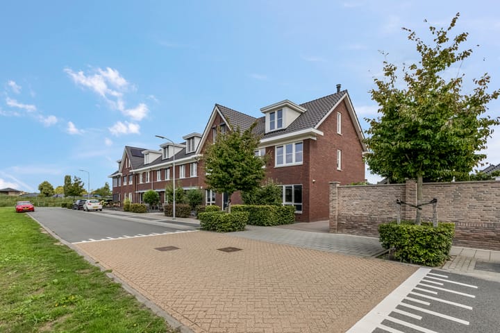 Foto van woning Burgemeester R Tjalmastraat 1, Kesteren