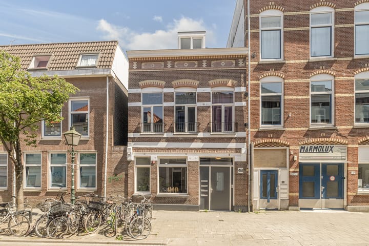 Burgemeester Roosstraat 48D in Rotterdam