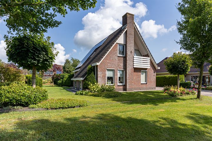 Burgemeester Selhorststraat 21 in Gorredijk foto