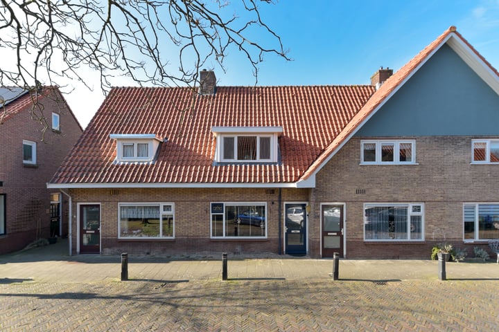 Burgemeester Strick van Linschotenstraat 22 in Maarssen foto