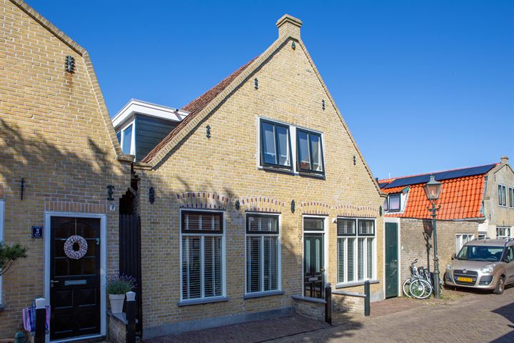 Burgemeester Swaanstraat 5 in West-Terschelling foto