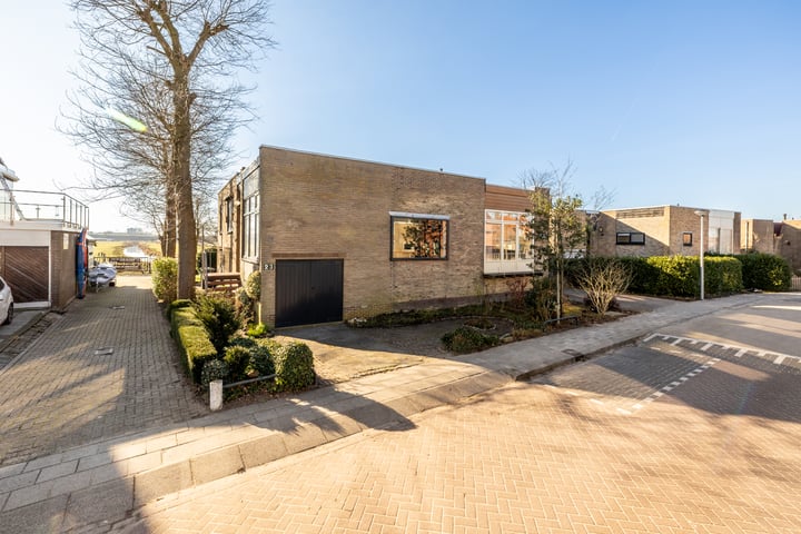 Burgemeester Teerstraat 23 in Oostzaan