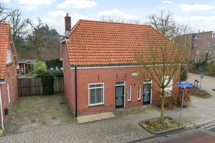 Burgemeester van der Borchstraat 3 in Holten foto