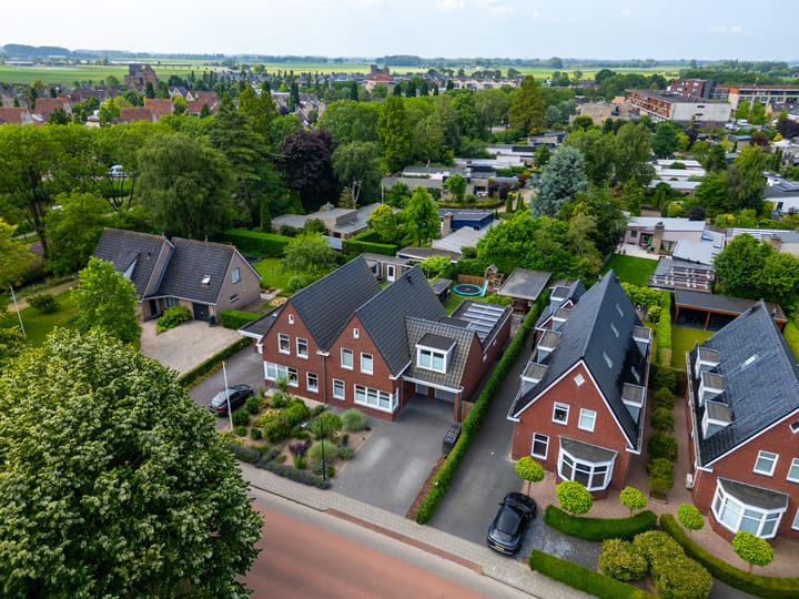 Burgemeester van der Lelystraat 3a in Woudrichem foto