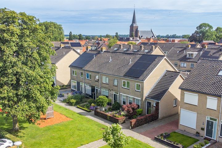 Burgemeester van Gerrevinklaan 20 in Oldemarkt foto