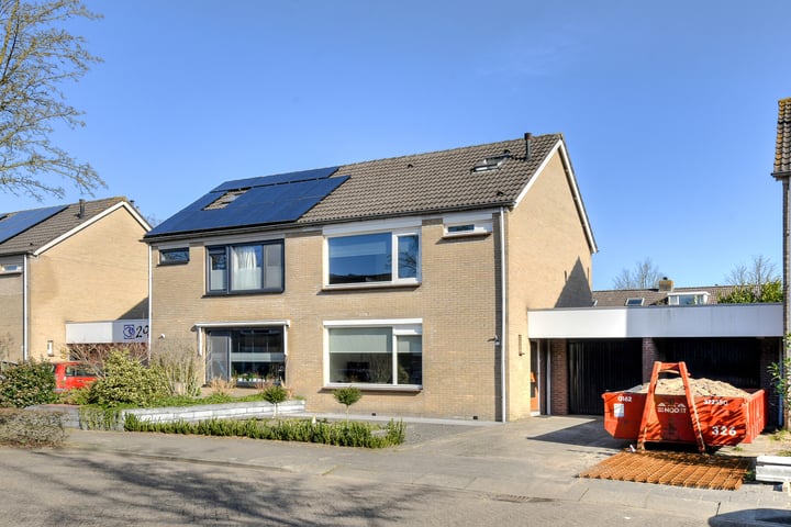 Burgemeester van Grotenhuisstraat 31 in Oosterhout foto