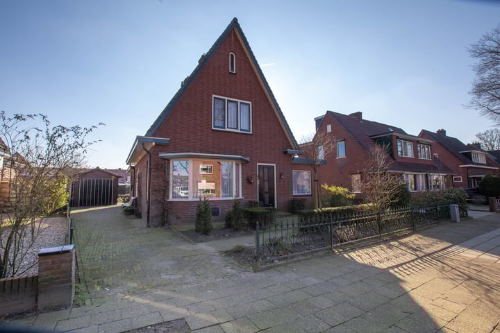 Burgemeester van Nispenstraat 5 in Winterswijk foto