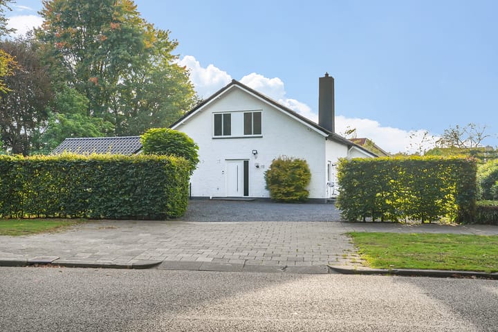 Foto van woning Burgemeester van Oerslaan 12, Oosterhout