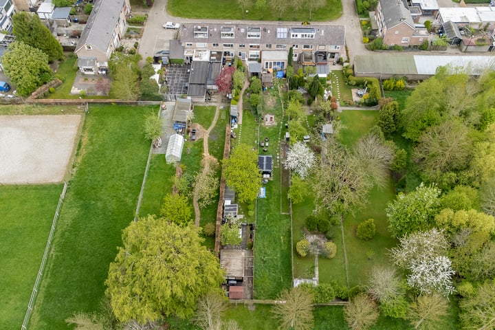 Burgemeester van Rijswijkstraat 16 in Woudrichem foto