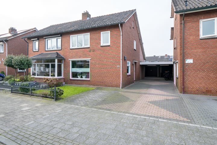 Burgemeester Wallerstraat 116 in Oldenzaal