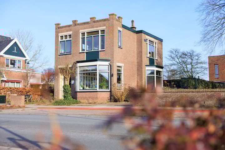 Burgemeester Wuiteweg 53 in Drachten foto
