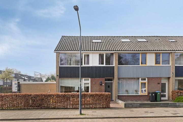 Buurstede 120 in Oosterhout foto