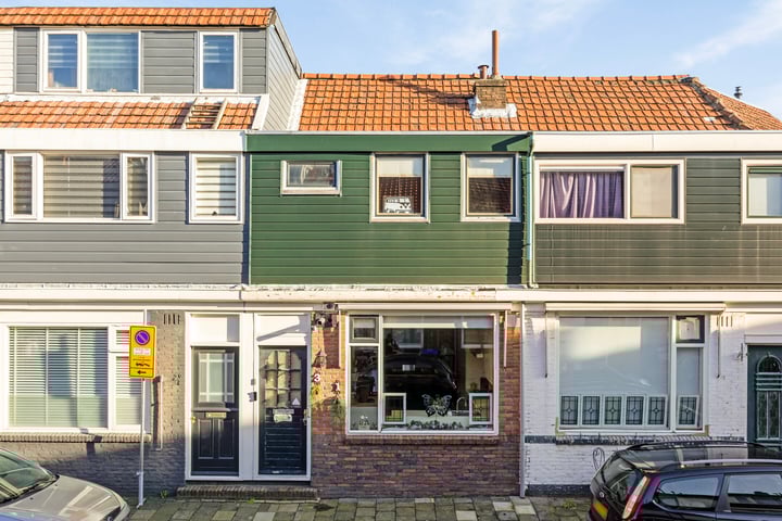 C.Th. Kamphuijsstraat 31 in Zaandam foto