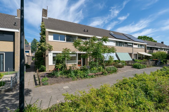 C. van Everdingenlaan 18 in Heerhugowaard foto