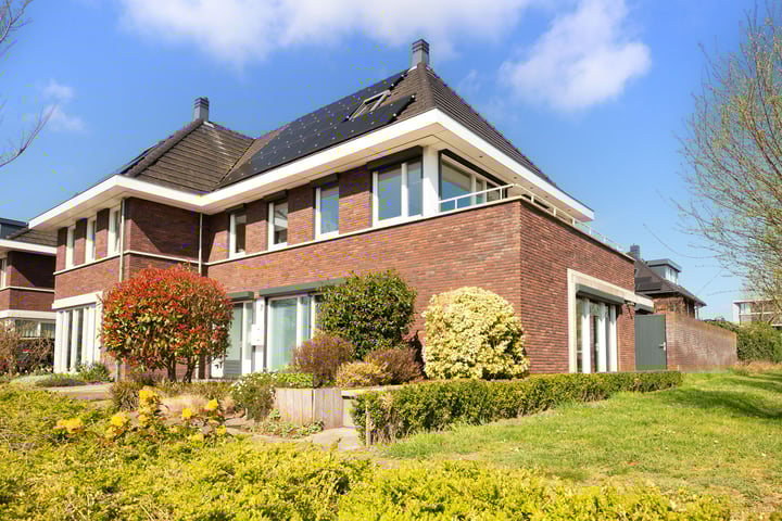 Calèche 41 in Waalwijk foto