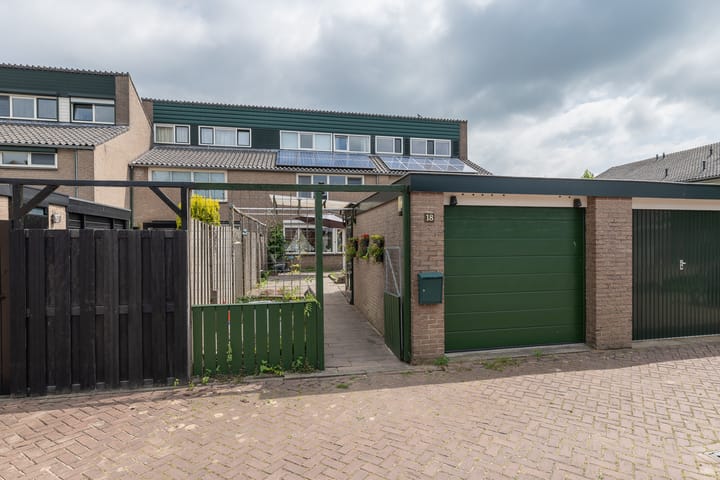 Cannenburg 18 in Barneveld foto
