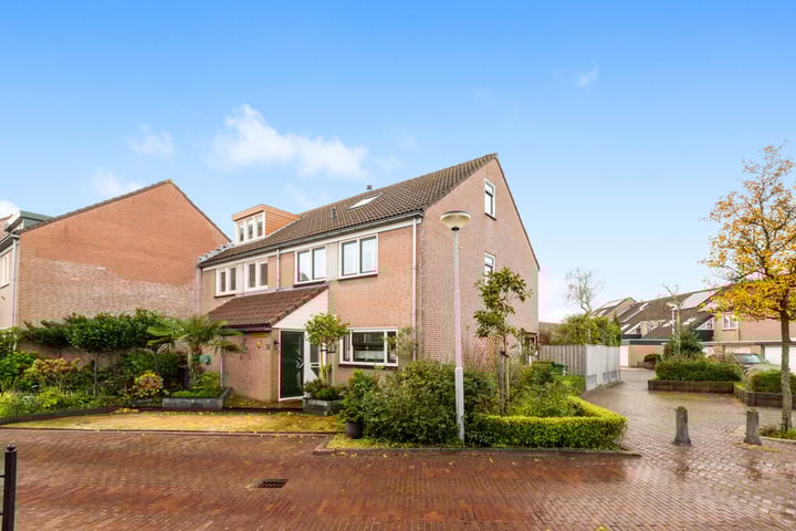 Cannenburg 52 in Heemskerk foto