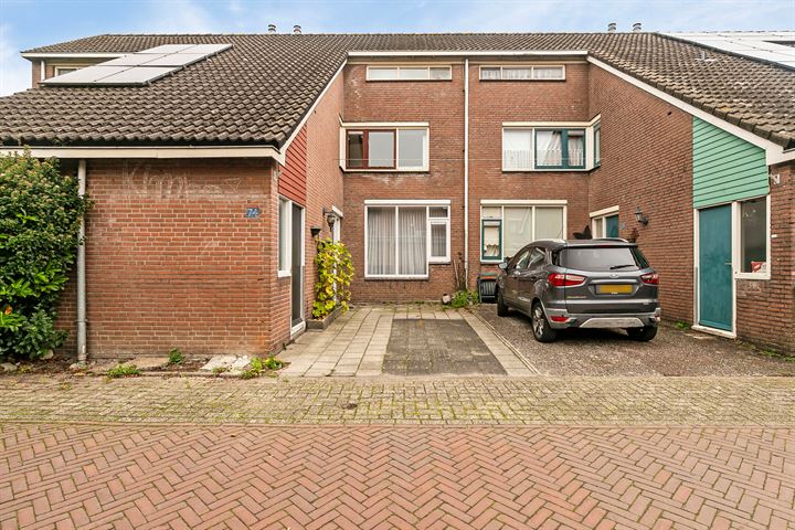 Cannenburg 74 in Dordrecht foto