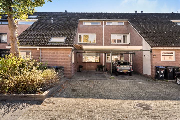 Cannenburg 99 in Dordrecht foto