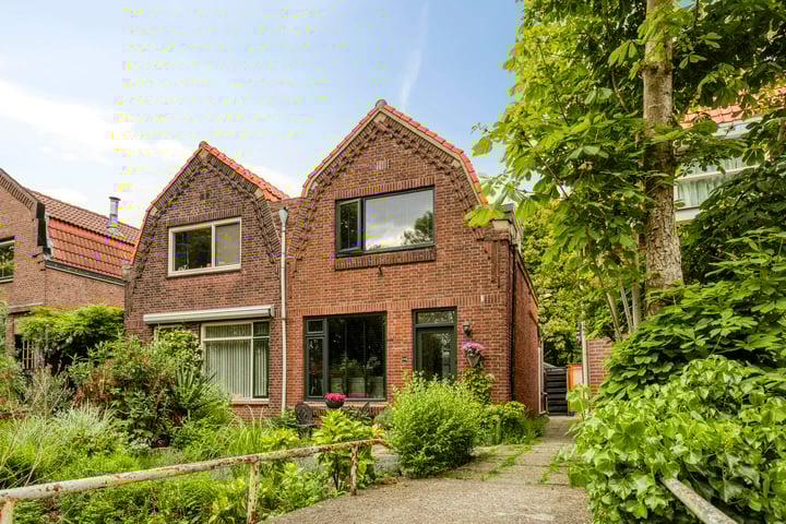 Capelseweg 184 in Capelle aan den IJssel