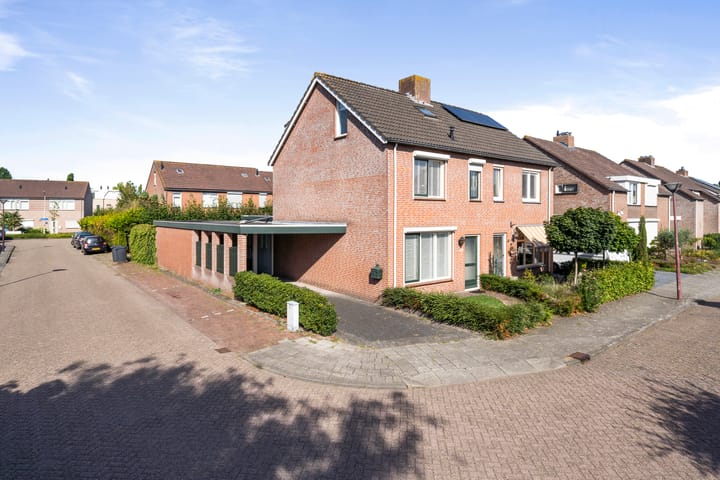 Cappelblok 42 in Hoeven