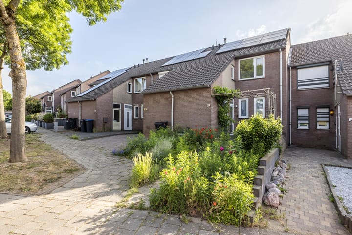 Carboonstraat 62G in Heerlen foto