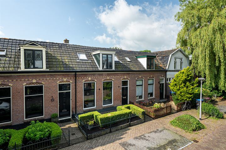 Carel Fabritiusstraat 15 in Leeuwarden foto
