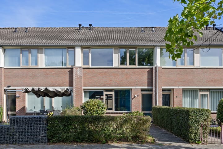 Carl Maria von Weberstraat 9 in Waalwijk foto
