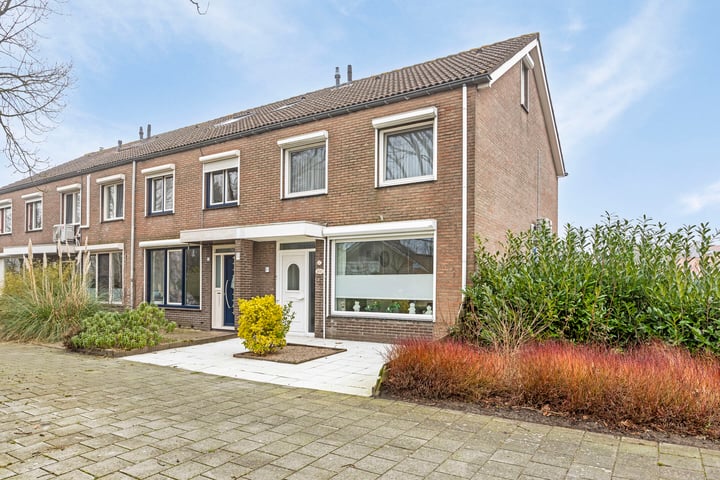 Carneooldijk 1 in Roosendaal foto