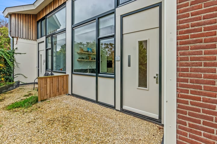 Carneoolstraat 40B in Leiden foto