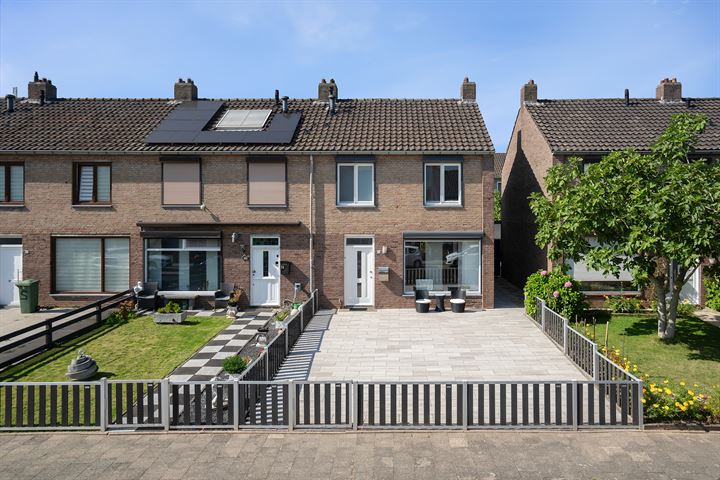 Carolijnruwe 14 in Maastricht foto