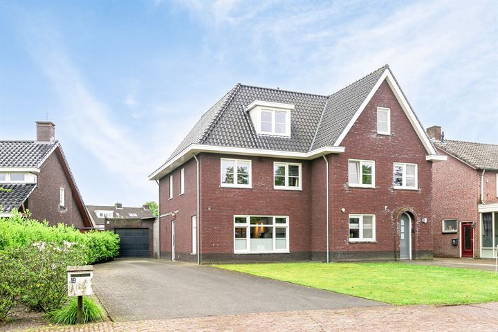 Carolus Simplexplein 19 in Netersel foto