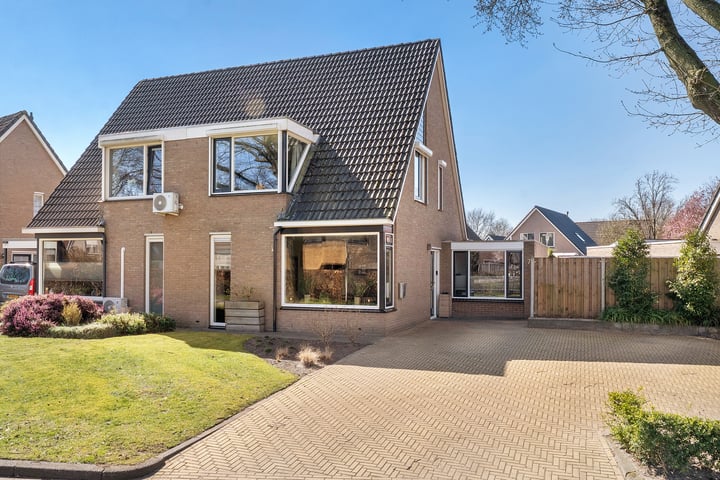 Carry Pothuislaan 7 in Coevorden foto