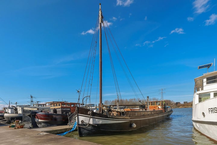Cas Oorthuyskade 19 in Amsterdam foto