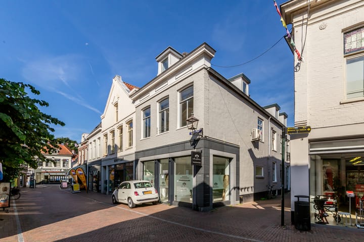 Catharijnesteeg 1 in Harderwijk foto
