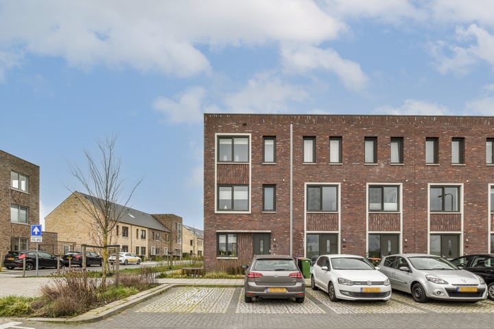 Catharina Burierlaan 33 in Gouda foto